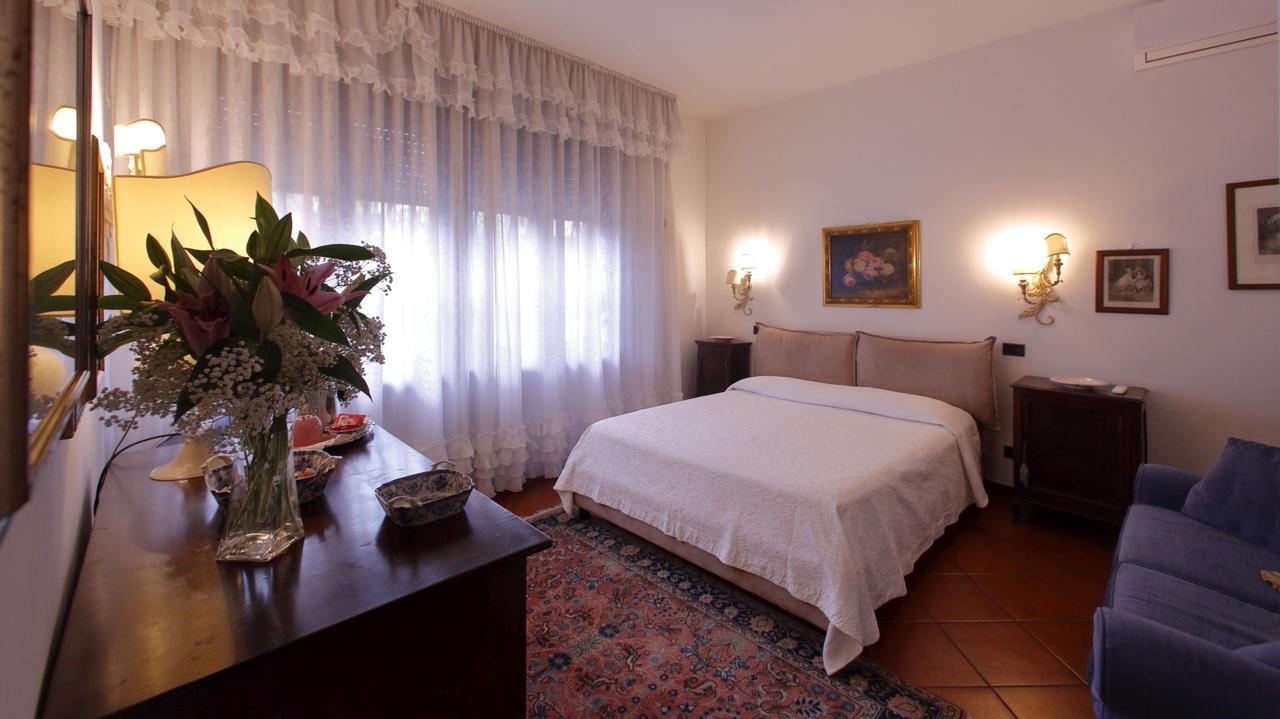 B&B Domus Sirmione Eksteriør billede